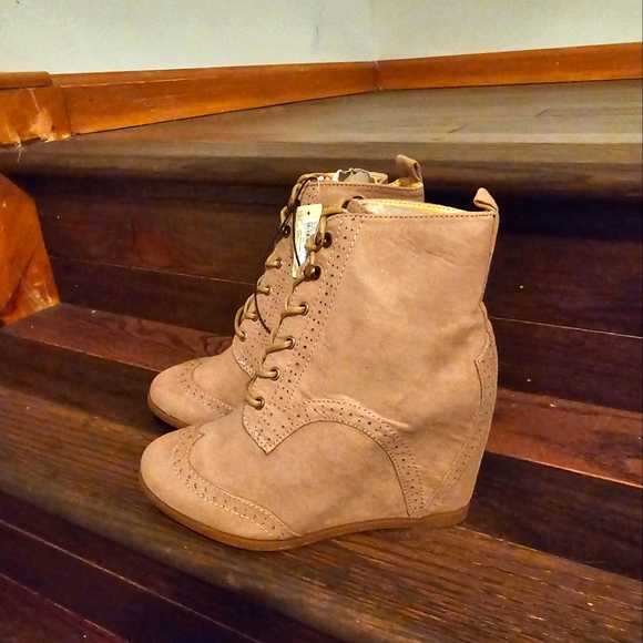 Forever 21 Wedge ankle boots - Picture 4 of 5